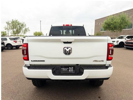 2023 RAM 2500 Laramie Crew Cab 4x4 6'4' Box
