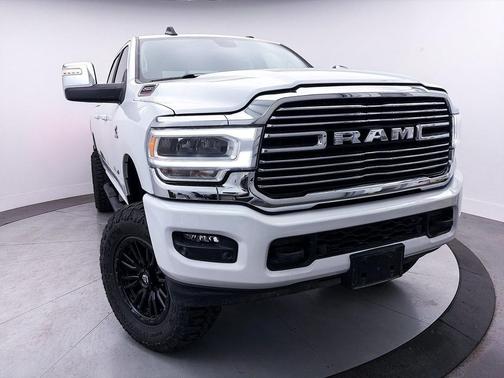 2023 RAM 2500 Laramie Crew Cab 4x4 6'4' Box