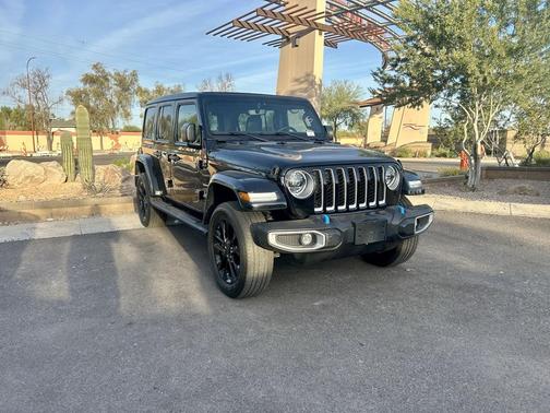 2023 Jeep Wrangler 4xe Sahara