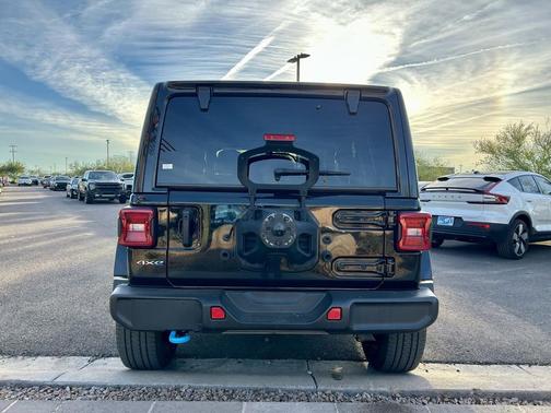 2023 Jeep Wrangler 4xe Sahara