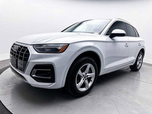 2022 Audi Q5 40 Premium