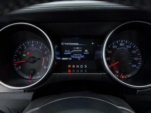 2020 Ford Mustang EcoBoost