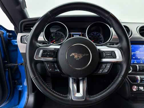 2020 Ford Mustang EcoBoost