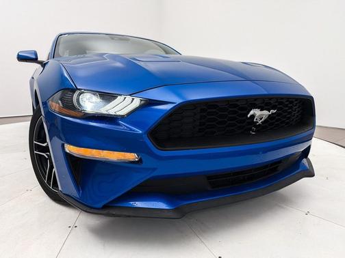2020 Ford Mustang EcoBoost