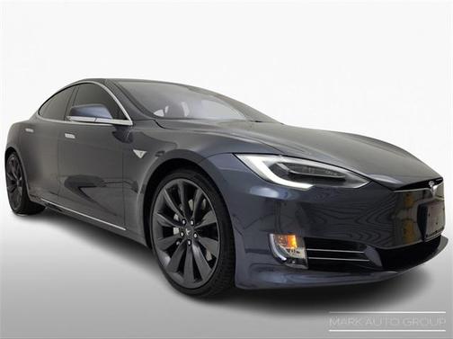 2016 Tesla Model S 90D