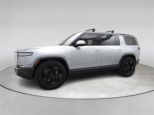 2024 Rivian R1S Adventure