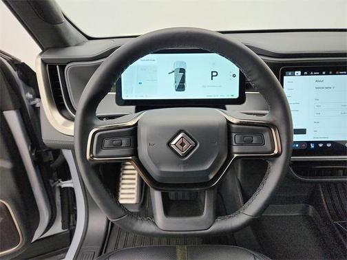 2024 Rivian R1S Adventure
