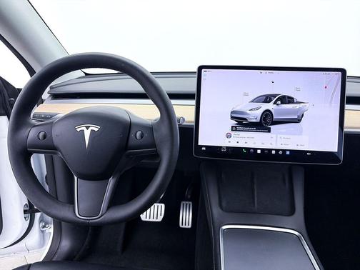 Pearl White Multi-Coat 2022 Tesla Model Y Performance Dual Motor All-Wheel Drive