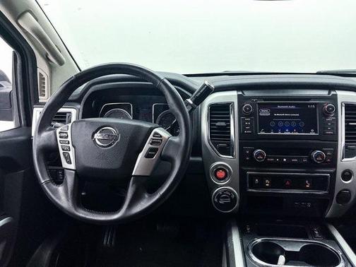2019 Nissan Titan SV