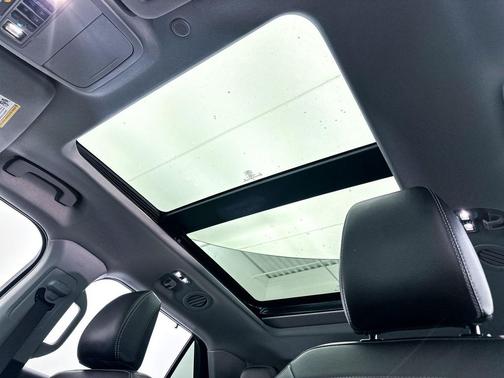 AGATE BLACK METALLIC 2023 Ford Explorer Limited