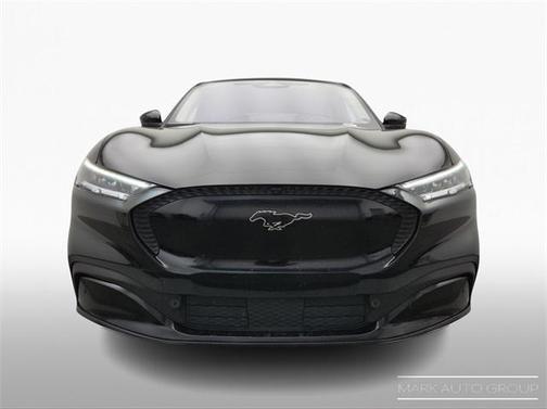2022 Ford Mustang Mach-E California Route 1