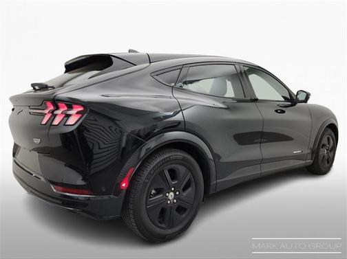 2022 Ford Mustang Mach-E California Route 1