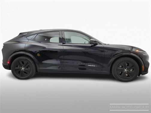 2022 Ford Mustang Mach-E California Route 1
