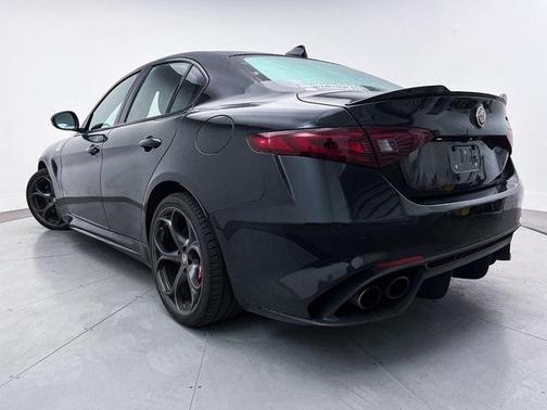 2019 Alfa Romeo Giulia Quadrifoglio