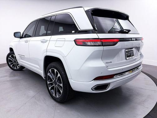 2023 Jeep Grand Cherokee Overland