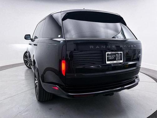 2023 Land Rover Range Rover P400 SE