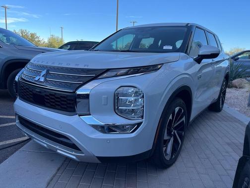 2025 Mitsubishi Outlander PHEV SE S-AWC