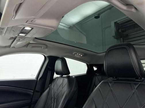 2022 Ford Mustang Mach-E California Route 1