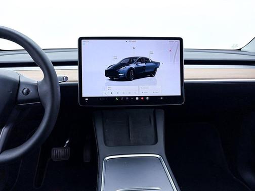 2024 Tesla Model Y Long Range Dual Motor All-Wheel Drive