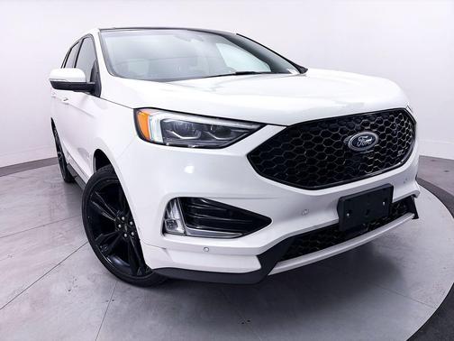 STAR WHITE METALLIC TRI-COAT 2020 Ford Edge ST