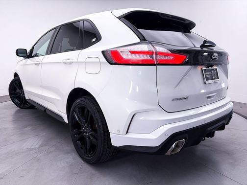 STAR WHITE METALLIC TRI-COAT 2020 Ford Edge ST