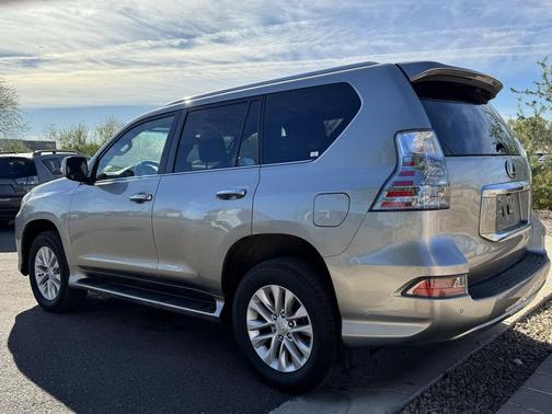 2023 Lexus GX 460 Premium