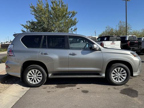 2023 Lexus GX 460 Premium