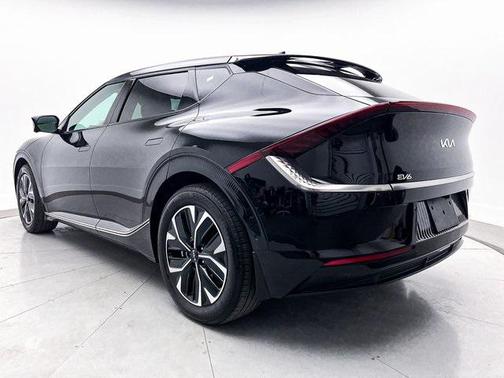 2022 Kia EV6 Wind