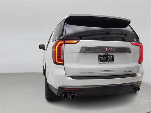 2023 GMC Yukon 4WD AT4