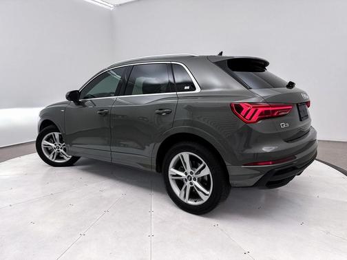 2023 Audi Q3 45 S line Premium Plus
