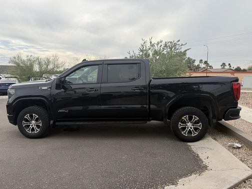 2022 GMC Sierra 1500 AT4