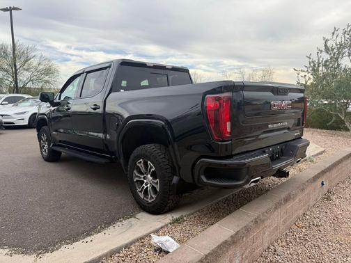 2022 GMC Sierra 1500 AT4