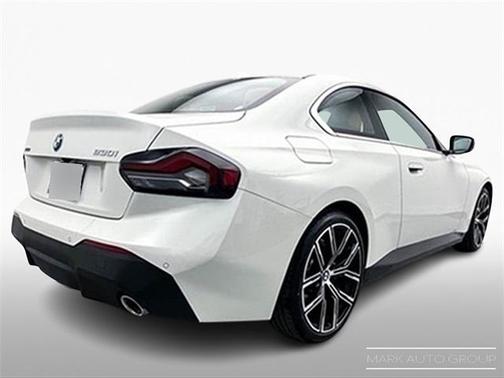 2023 BMW 230 i xDrive
