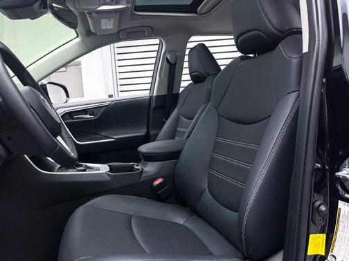 2022 Toyota RAV4 Hybrid Limited