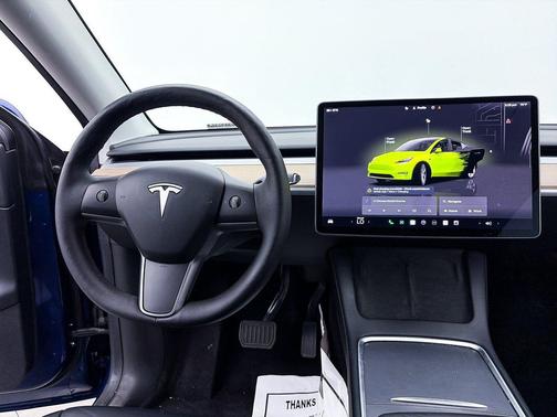 2022 Tesla Model Y Long Range Dual Motor All-Wheel Drive