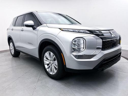 2025 Mitsubishi Outlander ES 2.5 2WD