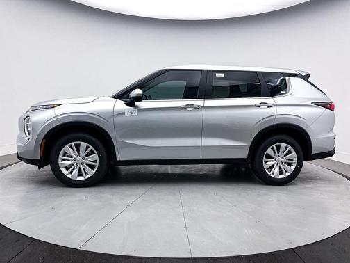 2025 Mitsubishi Outlander ES 2.5 2WD