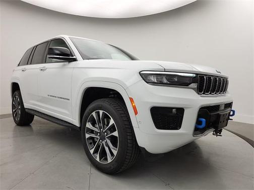 2022 Jeep Grand Cherokee 4xe Overland