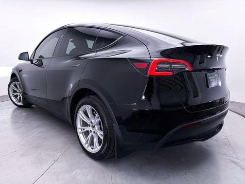 Solid Black 2024 Tesla Model Y Long Range Dual Motor All-Wheel Drive