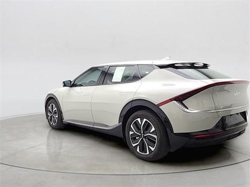 2022 Kia EV6 Wind