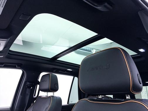 2023 GMC Yukon 4WD AT4