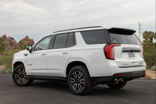 2023 GMC Yukon 4WD AT4