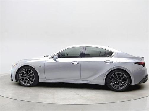 2022 Lexus IS 350 Base