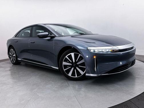 Quantum Grey Metallic 2024 Lucid Air Pure