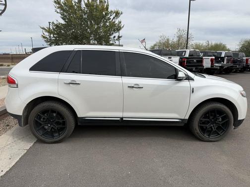 2014 Lincoln MKX Base