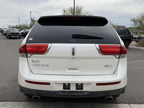2014 Lincoln MKX Base