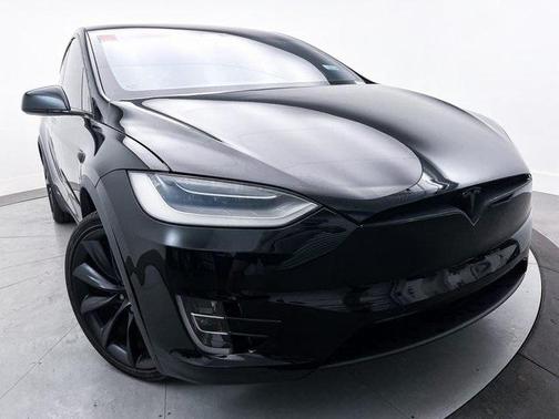 2019 Tesla Model X Standard Range