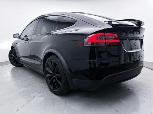 2019 Tesla Model X Standard Range
