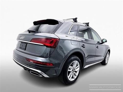 2022 Audi Q5 45 S line Premium