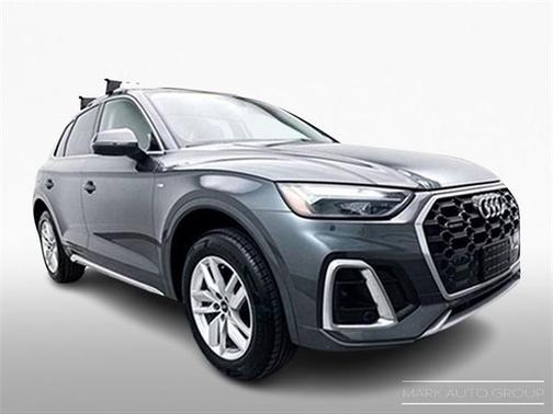 2022 Audi Q5 45 S line Premium
